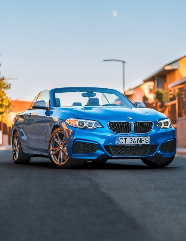 How to Install and Configure an Advanced Air Filtration System in a Tesla Model X for Allergen Reduction?